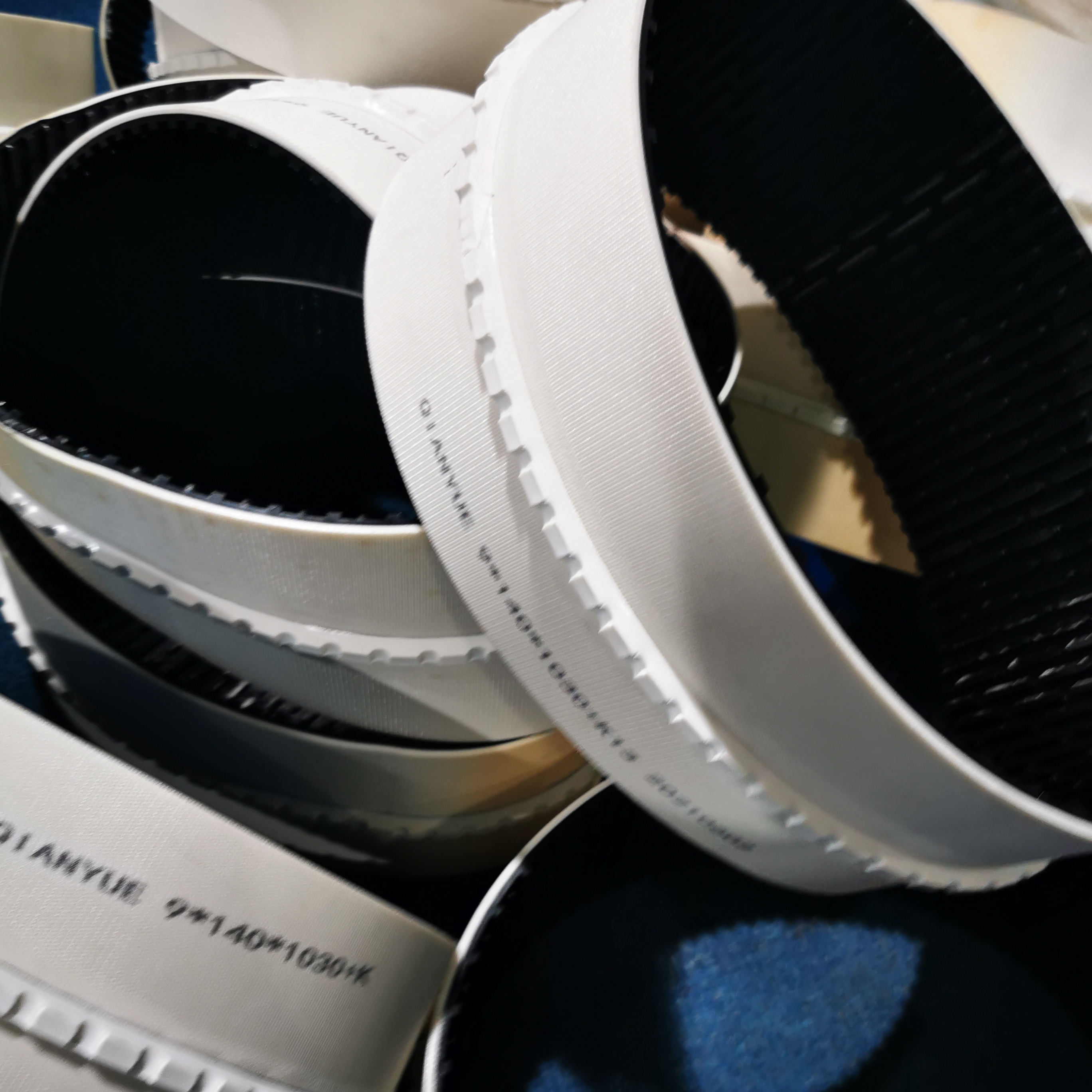 一字紋砂光機(jī)皮帶家具家具木工機(jī)械輸送帶