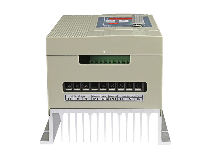 4000H通用變頻器，變頻器三相380V，變頻器廠家，電機(jī)變頻器